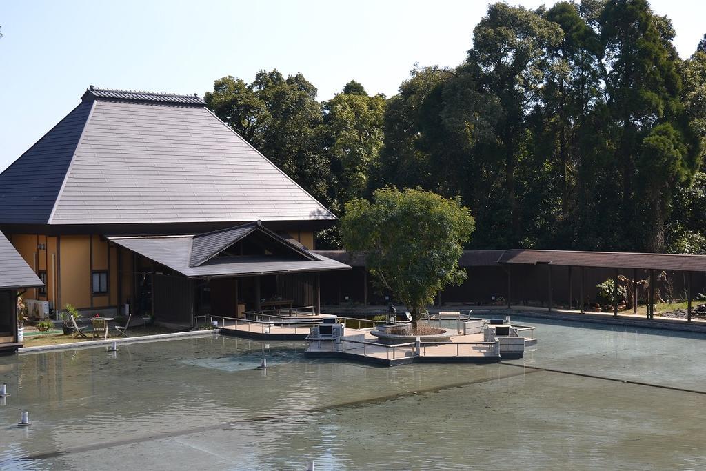 Onsensui Pool & Fufu Rotenburo No Hanareyado Yurian Hotel Ibusuki Exterior photo